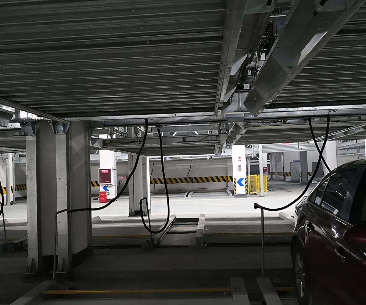 成縣4柱機械式立體車庫拆除的全流程解析